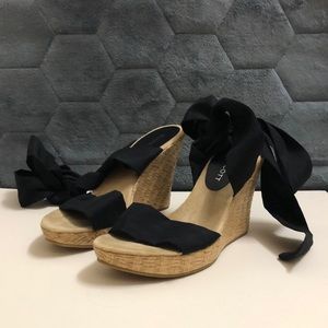 BLAKE SCOTT Black Rapper Wedge Sandals